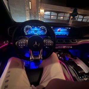 Meet your Posher, Zane